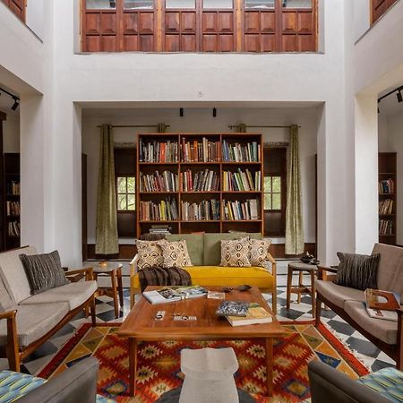 Lohonostays Library Sadhrana Bagh คูร์เคาน์ ภายนอก รูปภาพ